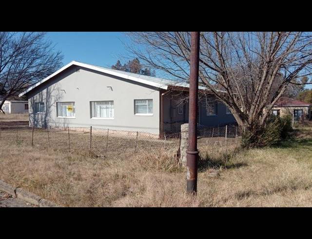 3 BEDROOM HOUSE FOR SALE IN CLOCOLAN